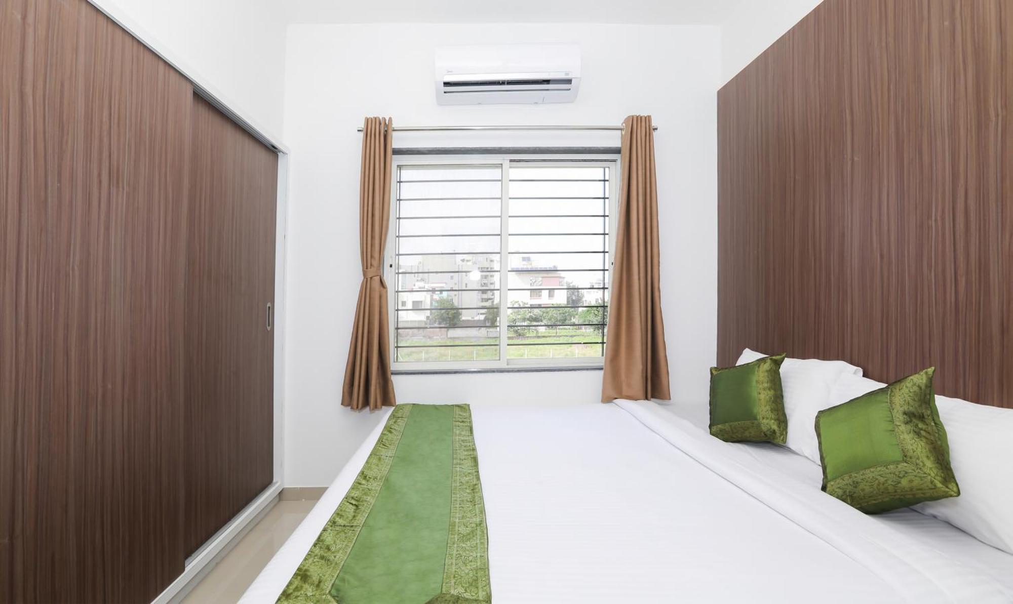 Treebo Sapphire Studio Насик Экстерьер фото
