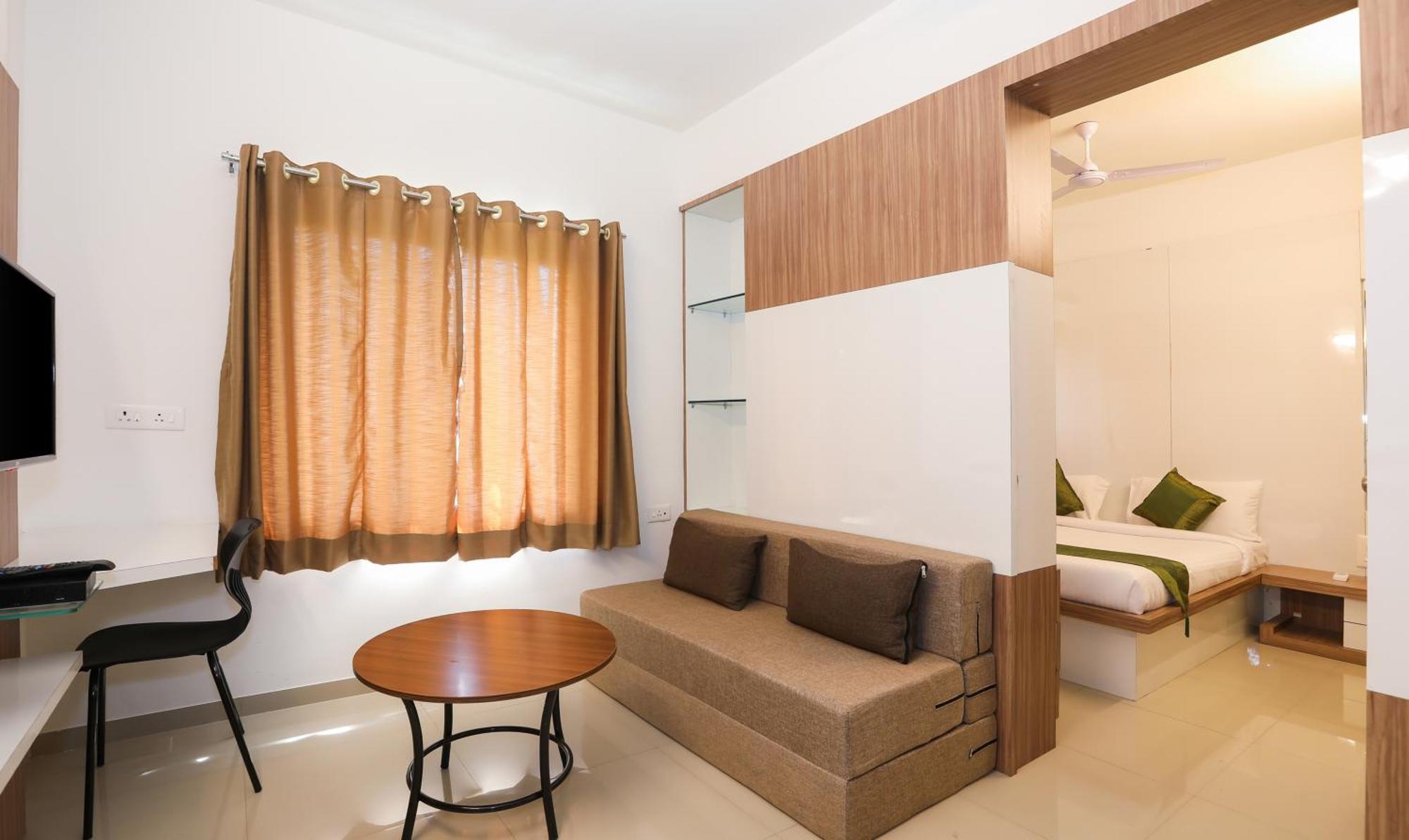 Treebo Sapphire Studio Насик Экстерьер фото