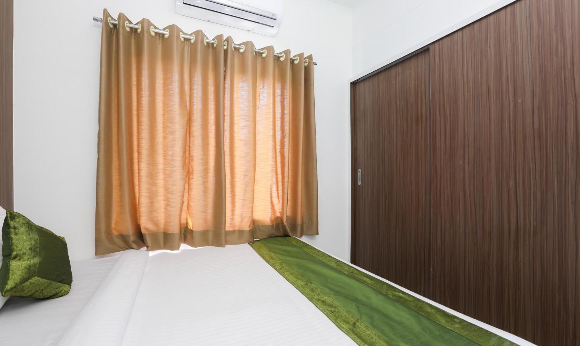 Treebo Sapphire Studio Насик Экстерьер фото
