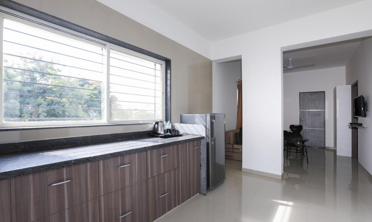 Treebo Sapphire Studio Насик Экстерьер фото